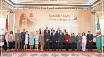 خطوة نحو العالمية.. رئيس جامعة القاهرة يستقبل وفدًا رفيعًا من البرلمان الفرنسي لبحث آفاق التعاون الأكاديمي والثقافي 1